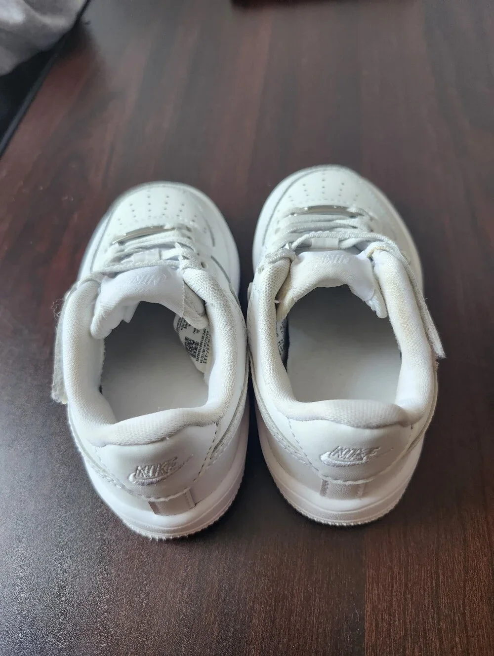 Nike Kids White Low-Top Lace-Up Sneakers